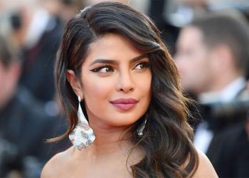 प्रियंकाको अन्डरवेयर हेर्न चाहन्थे निर्देशक