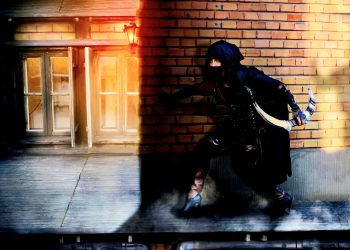 चिटिक्ककी युवतीले गहना चाेर्दा बेसीसहरबासी दङ्ग !