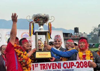 लालीगुराँस युवा क्लब भुजुङलाई १९ वर्षपछि पुन: त्रिवेणी कपकाे उपाधी