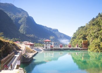 जलविद्युतमा पूरा भएन लमजुङको प्रतिवद्धता