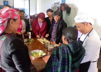 होमस्टेका आमाहरुलाई परिकार बनाउने तालिम